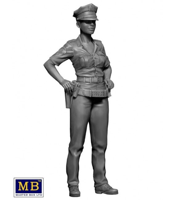 Dangerous Curves Series, Ashley - Field Interview-24027