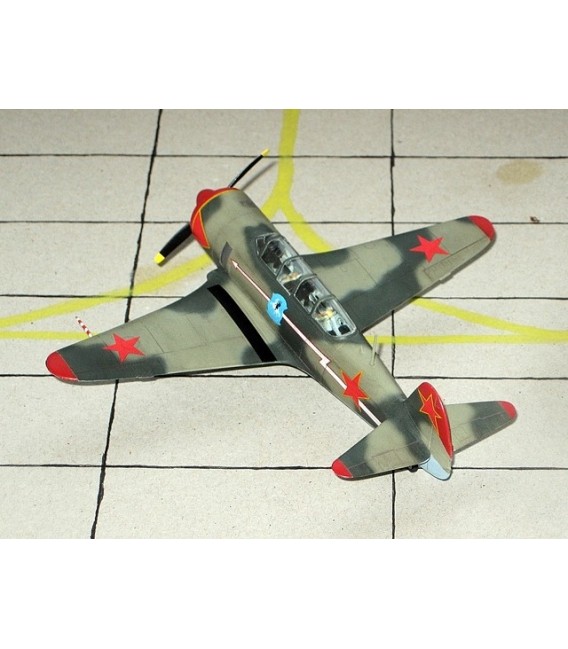 Yak-11 / C-11 "Moose" 92168