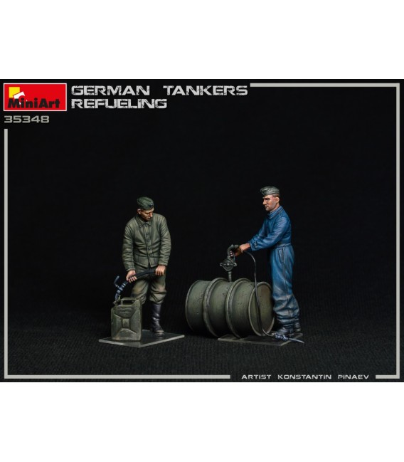 35348 German tankers refueling