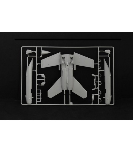 2823 F/A-18F Super Hornet U.S. Navy Special Colors - Italeri 1/48 Scale