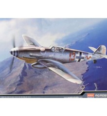Messerschmitt Bf109G-6/G-2 - JG27" Academy Escala 1/48