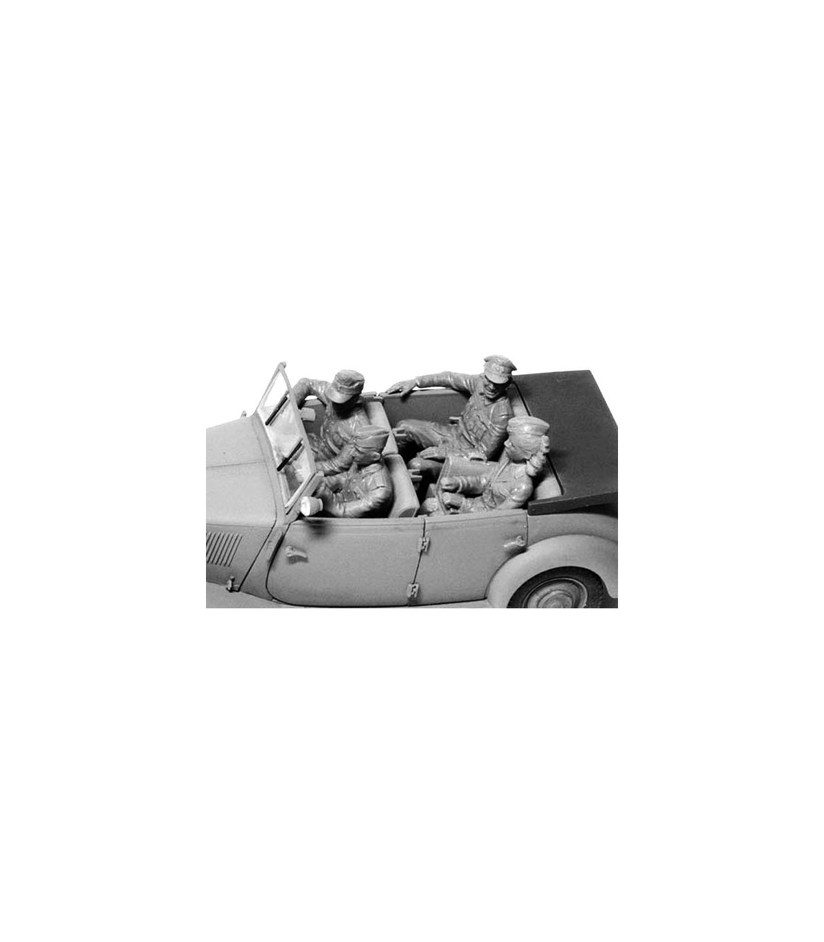 "What are you doing today?" WWII German Military Men  1/35 MasterBox 3570 