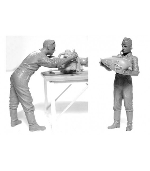 German Motorcycle Repair Crew - 3560