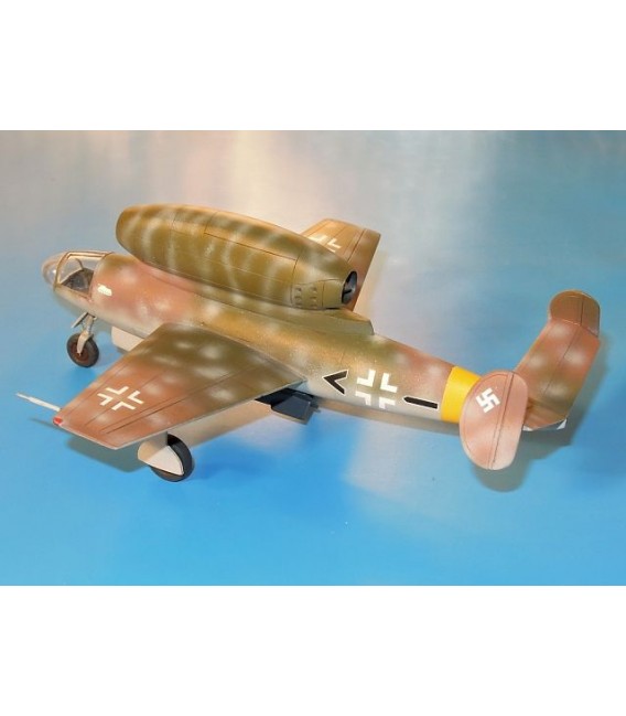 Henschel Hs-132 B with Jumo004 92154